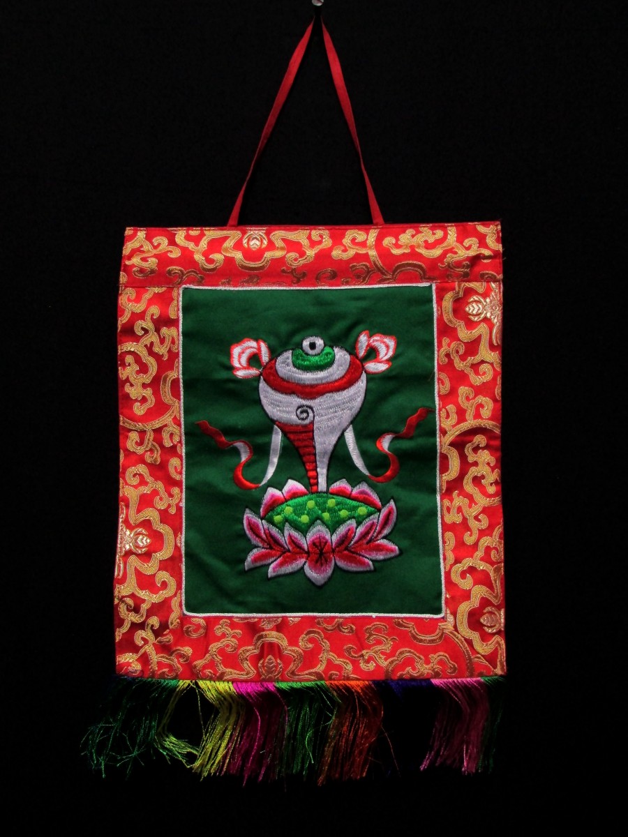 Conch Embroidery Wall Hanging Thanka - Th146