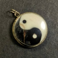 Tibetan YING YANG Yoga Peace Chant Buddha Amulet Pendant handcrafted NEPAL